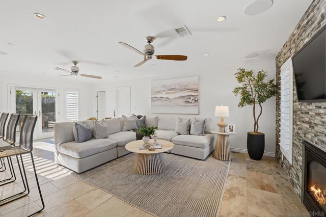 433 Seabright Ln, Solana Beach, CA 92075