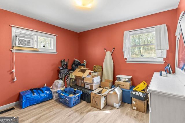 505 Round Pond Road, Lafayette, GA 30728