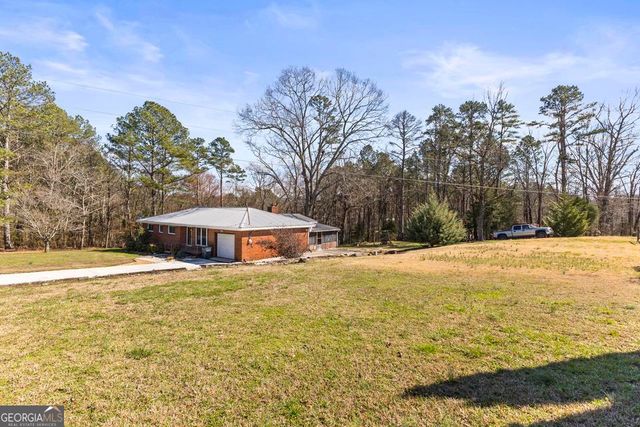 505 Round Pond Road, Lafayette, GA 30728