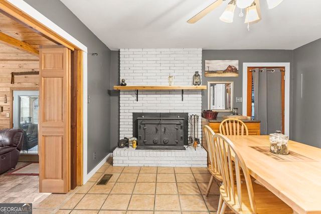 505 Round Pond Road, Lafayette, GA 30728