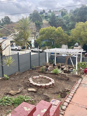 1915 Echo Park, Los Angeles, CA 90026