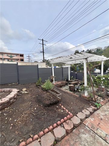 1915 Echo Park, Los Angeles, CA 90026