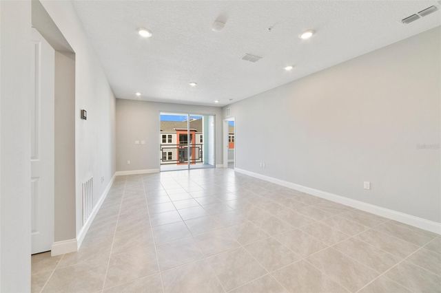 7557 LAUREATE BOULEVARD 6401, Orlando, FL 32827