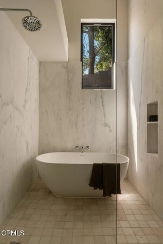 3250 Coldwater Canyon Avenue, Los Angeles, CA 91604
