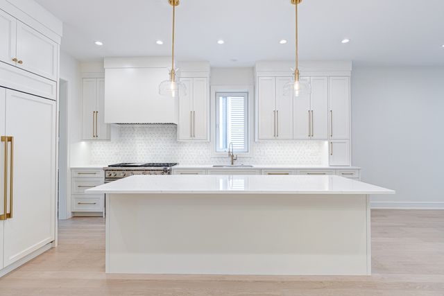 2026 N Orleans Street 1N, Chicago, IL 60614
