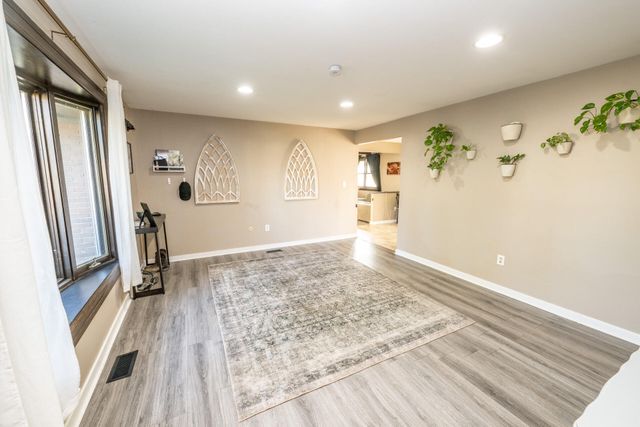 760 Rosedale Drive 760 Rosedale Drive, Tipp City, OH 45371