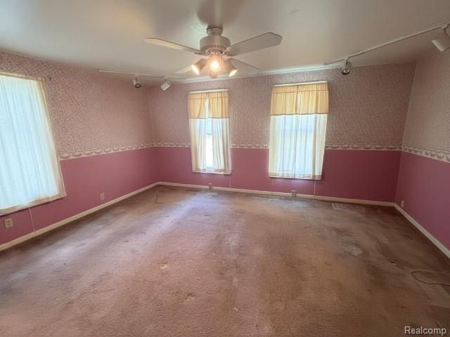 109 Cogshall Street, Holly Village, MI 48442