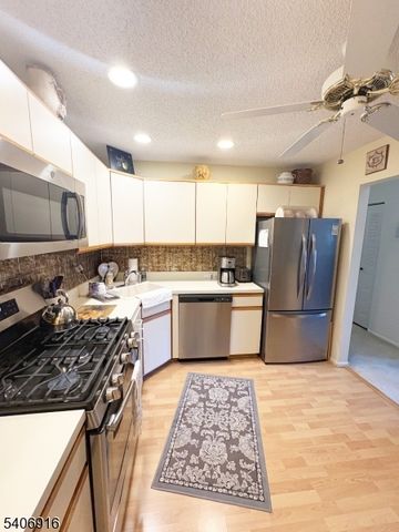 84 Robertson Way, Lincoln Park Boro, NJ 07035