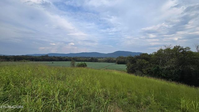 50 Upper East Valley Rd, Pikeville, TN 37367