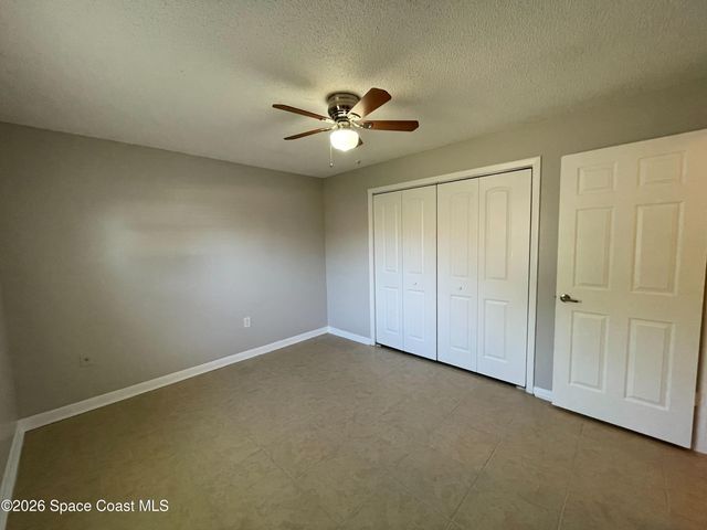 215 Driskell Street NE, Palm Bay, FL 32907