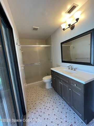 215 Driskell Street NE, Palm Bay, FL 32907