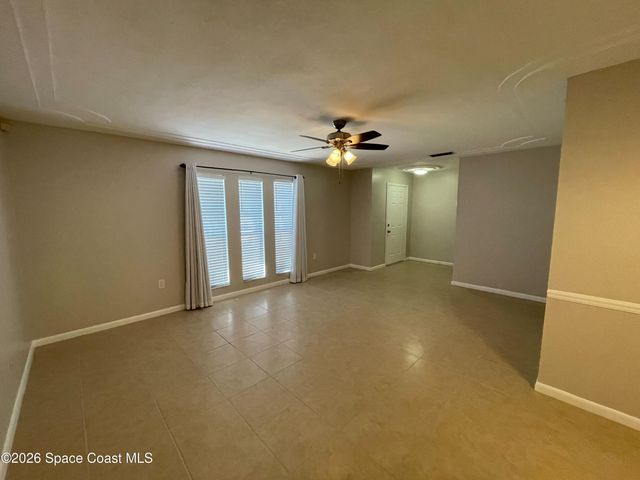 215 Driskell Street NE, Palm Bay, FL 32907