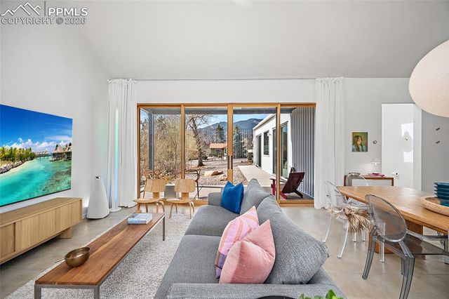 3328 W Bijou Street, Colorado Springs, CO 80904