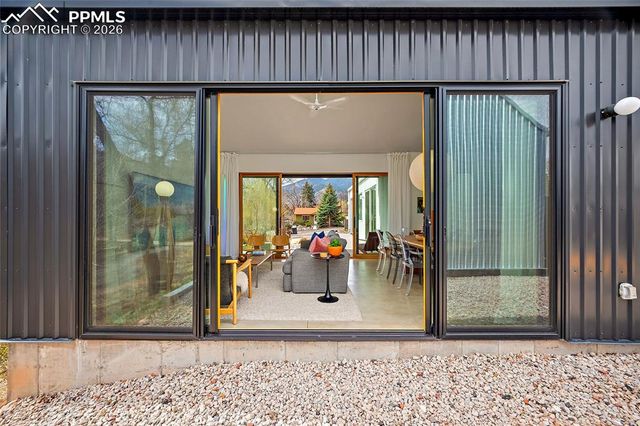 3328 W Bijou Street, Colorado Springs, CO 80904