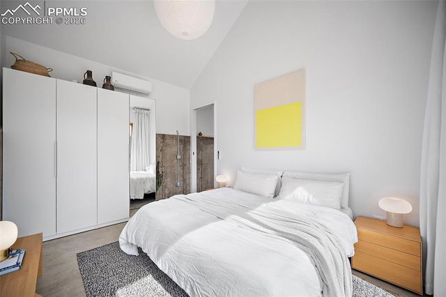 3328 W Bijou Street, Colorado Springs, CO 80904