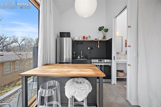 3328 W Bijou Street, Colorado Springs, CO 80904