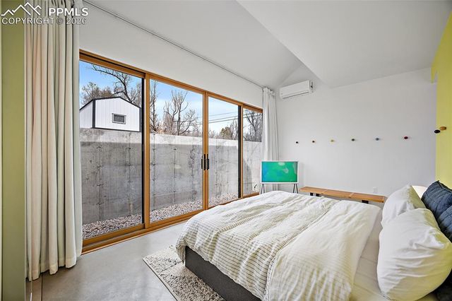 3328 W Bijou Street, Colorado Springs, CO 80904