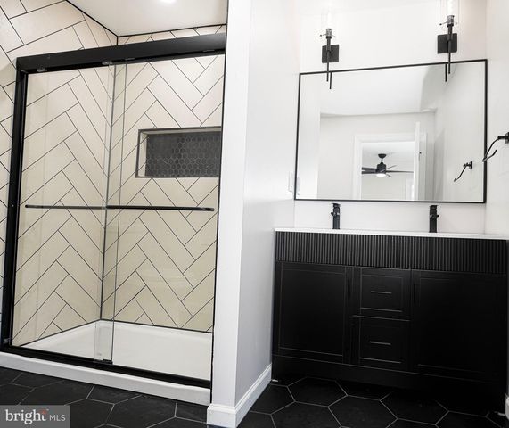 15 PEACH RD, Elkton, MD 21921