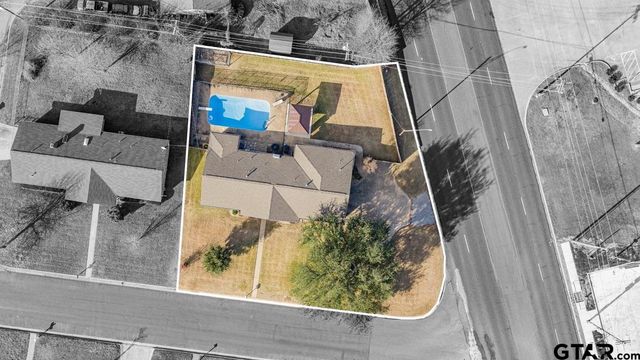 401 Sheffield Dr., Longview, TX 75605