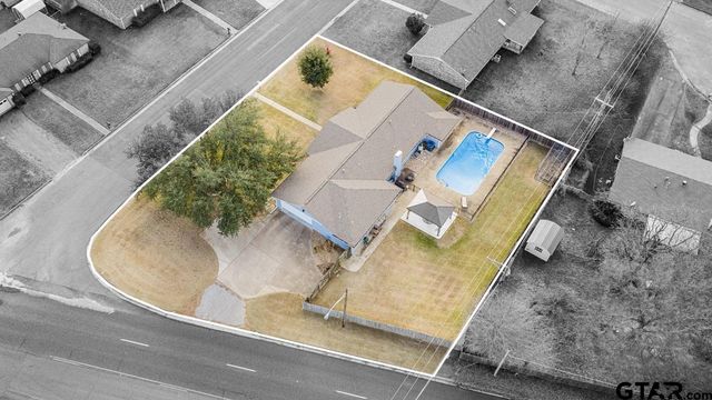 401 Sheffield Dr., Longview, TX 75605