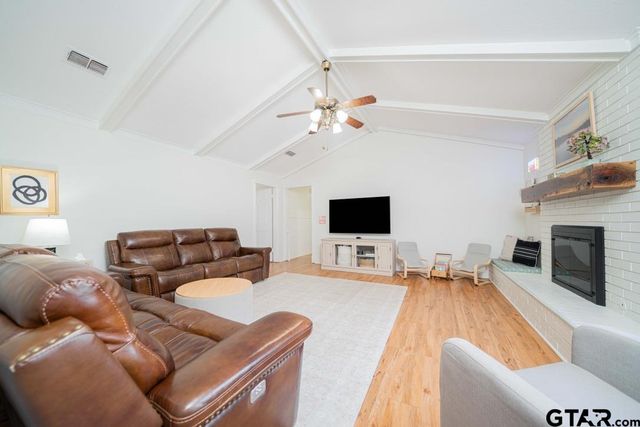 401 Sheffield Dr., Longview, TX 75605