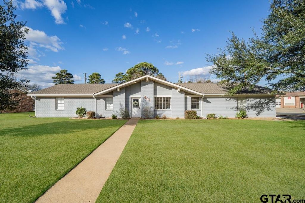 401 Sheffield Dr., Longview, TX 75605