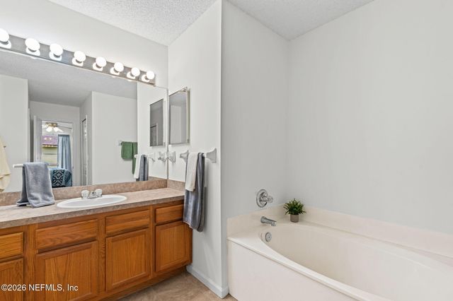 1935 ST GEORGE Court, Middleburg, FL 32068