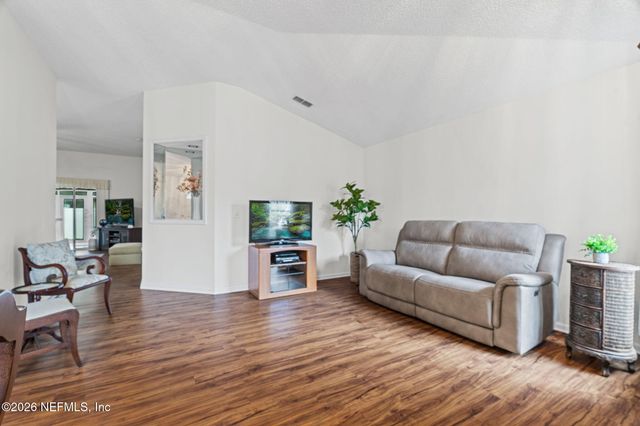 1935 ST GEORGE Court, Middleburg, FL 32068