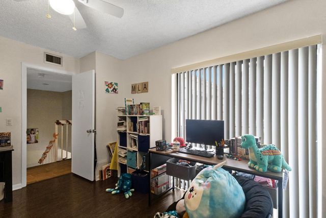 245 Charter Way, West Palm Beach, FL 33407