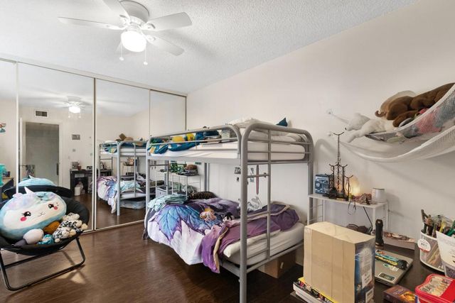 245 Charter Way, West Palm Beach, FL 33407