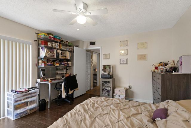 245 Charter Way, West Palm Beach, FL 33407