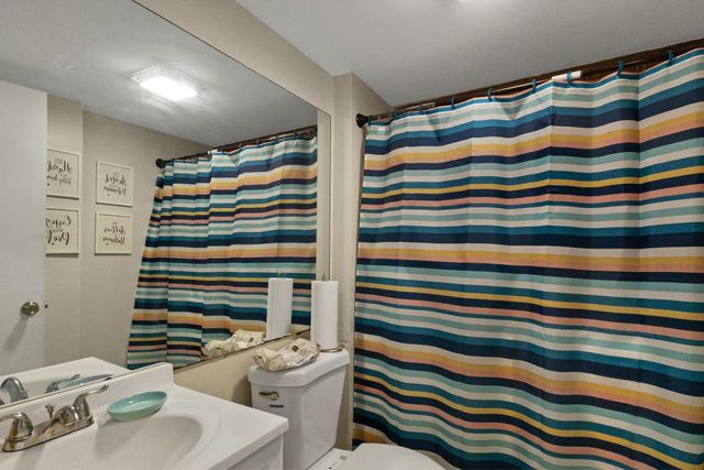 245 Charter Way, West Palm Beach, FL 33407