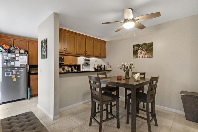 245 Charter Way, West Palm Beach, FL 33407