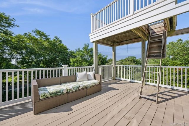 155 2nd Avenue, Peconic, NY 11958
