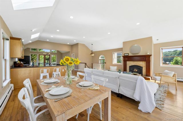 155 2nd Avenue, Peconic, NY 11958