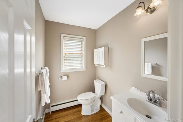 155 2nd Avenue, Peconic, NY 11958