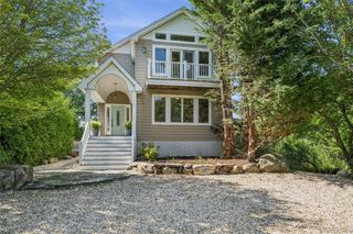 155 2nd Avenue, Peconic, NY 11958