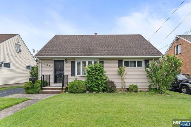 105 Greene Avenue, Totowa, NJ 07512