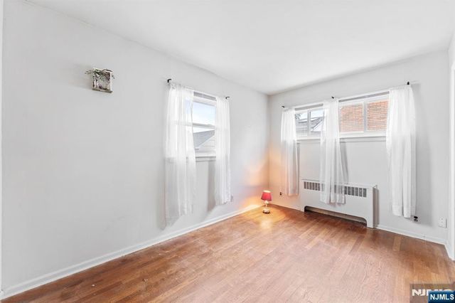 105 Greene Avenue, Totowa, NJ 07512