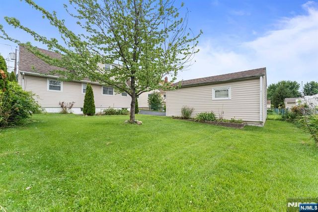 105 Greene Avenue, Totowa, NJ 07512