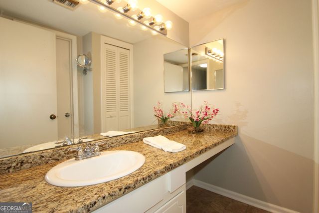 68 La Rue Place, Atlanta, GA 30327