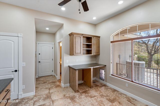 619 E BRILES Road, Phoenix, AZ 85085