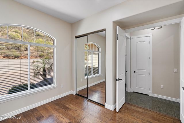 619 E BRILES Road, Phoenix, AZ 85085