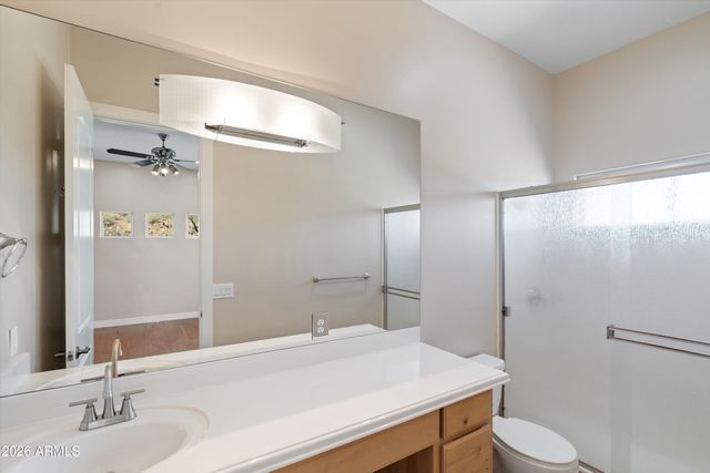 619 E BRILES Road, Phoenix, AZ 85085