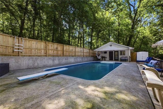 550 Sam Love Road, Rocky Face, GA 30740