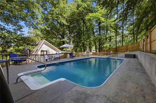 550 Sam Love Road, Rocky Face, GA 30740