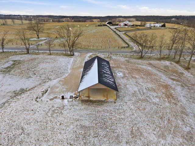 1934 Graefenburg Road, Lawrenceburg, KY 40342