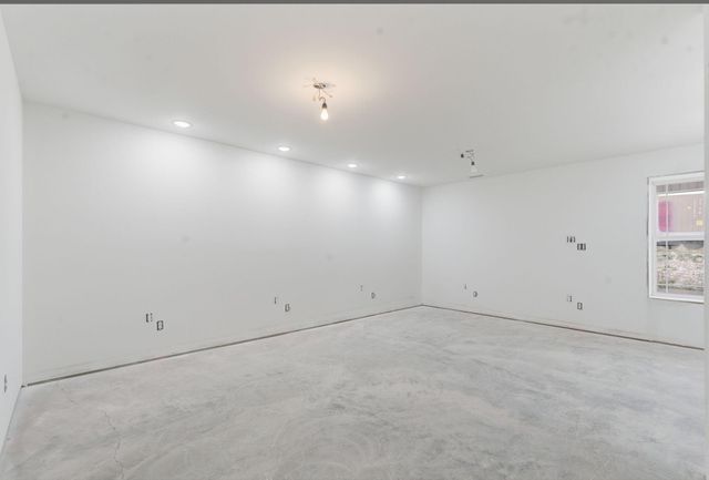 1934 Graefenburg Road, Lawrenceburg, KY 40342