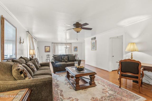 326 W 16th Street, Crowley, LA 70526