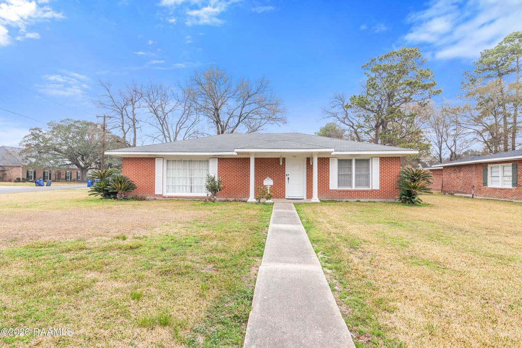 326 W 16th Street, Crowley, LA 70526